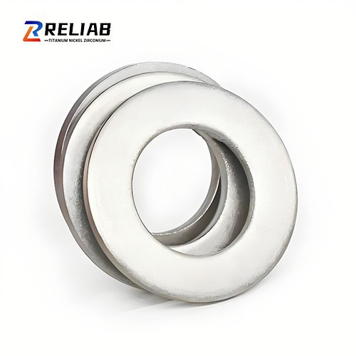 Máy giặt bằng cp titan