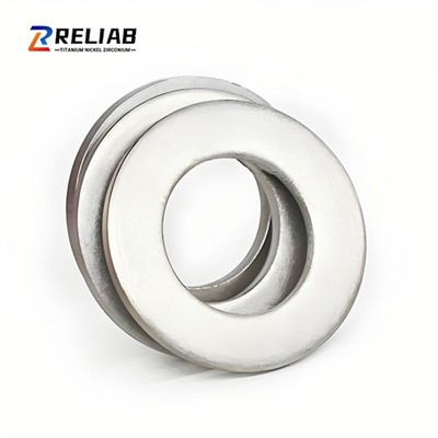 Máy giặt bằng cp titan